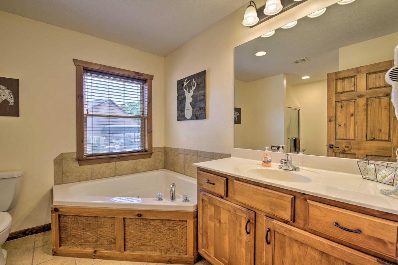 Cozy Rustic River Lodge Family Retreat Near Sdc! Branson Exterior foto